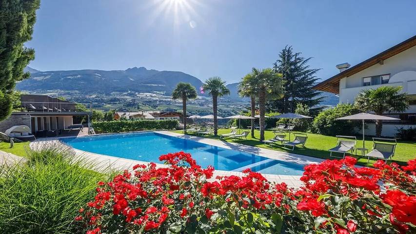 Ferienhaus für 2 Personen, mit Terrasse und Garten sowie Pool und Sauna im Dorf Tirol - 4