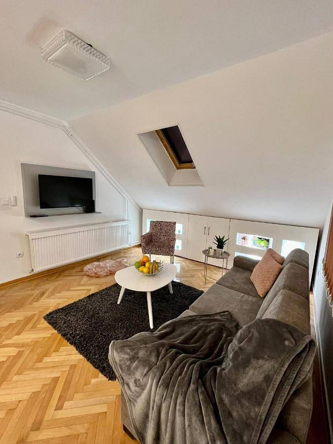 Gîte pour 2 personnes, avec Terrasse à Novi Sad - 4