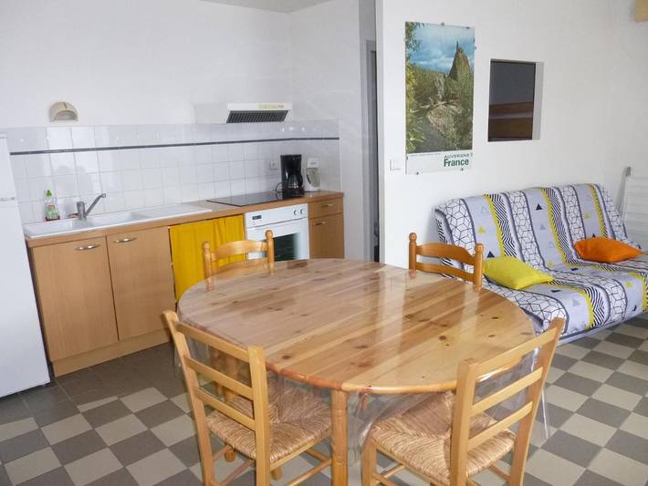 Location de vacances pour 6 personnes, avec Terrasse et Jardin à L'Éguille - 2