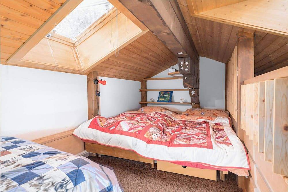 Ganze Wohnung, Cozy Diemtigtal Maisonette - Alpine Charm, Parking in Diemtigen, Frutigen - Lenk - Adelboden