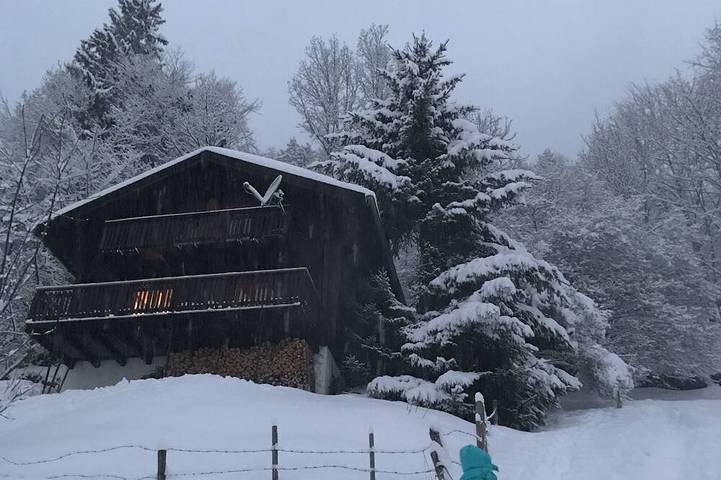 Gîte pour 6 personnes, avec Balcon à Salvan