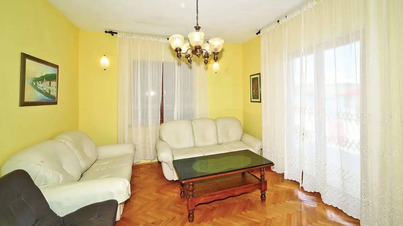 Ganze Ferienwohnung, Ferienwohnung für 6 Personen (80 m²) in Mastrinka in Gradska plaža (Trogir), Trogir