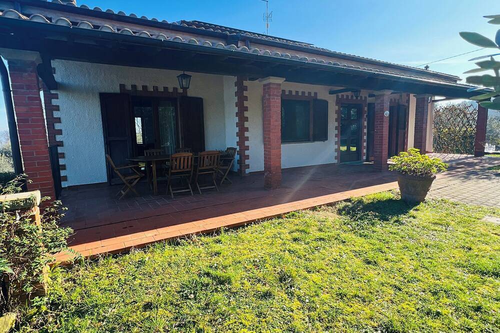 Detached house with swimming pool among the olive groves of Arezzo in Laterina Pergine Valdarno, Chianti