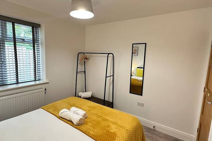 Contemporary Comfort: Home in Guildford, Surrey