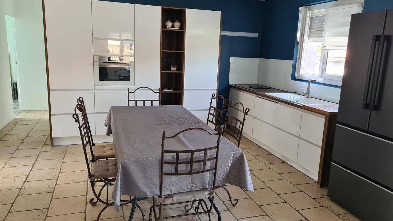 Three-Bedroom House in Le Puy-en-Velay, Haute-Loire