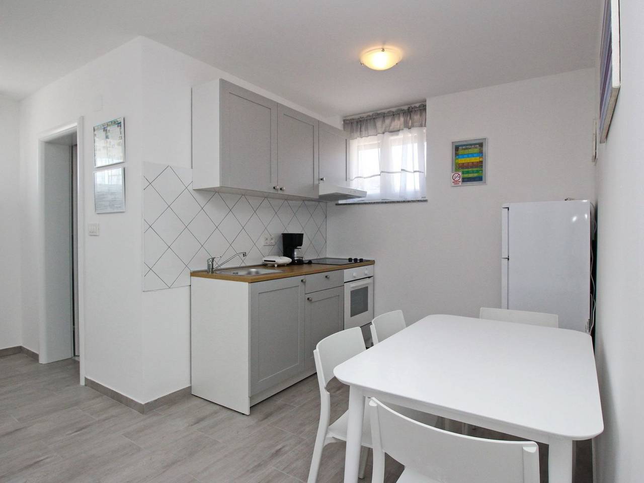 Appartement entier, Wohnung in Baška mit Terrasse in Baška, Krk