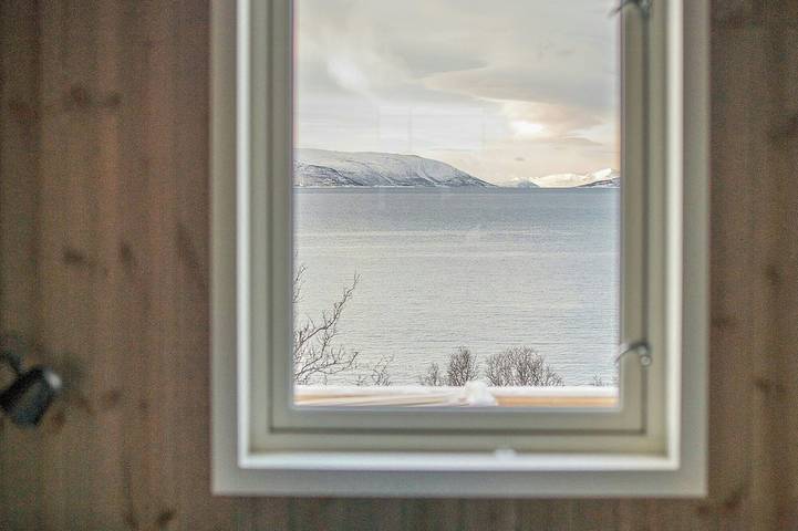 Berge, Meer und Nordlicht direkt vor der Haustür in Lyngen