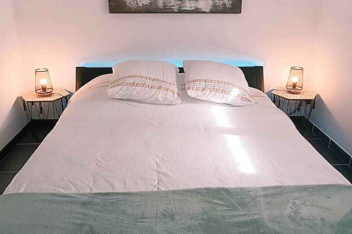 Ganze Wohnung, Le Patio de Bouzigues: Free parking, 3 minutes from downtown and the beach in Bouzigues, Mittelmeerküste (Frankreich)