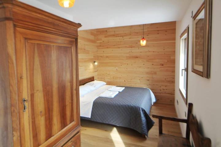 Ferienwohnung für 4 Personen, mit Whirlpool und Sauna sowie Garten