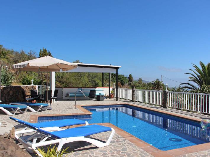 Finca für Gruppen für 6 Personen, mit Garten und Terrasse sowie Pool und Ausblick, kinderfreundlich auf La Palma - 3