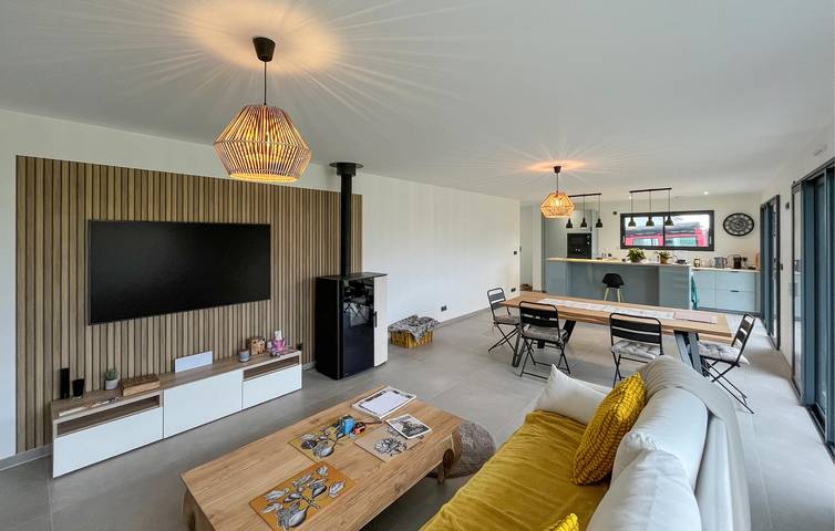 Location de vacances pour 4 personnes, avec jardin à Créances - 2