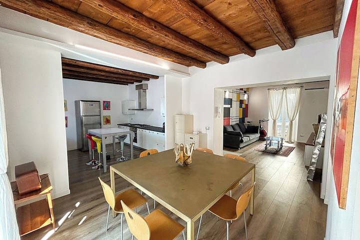 Ferienwohnung für 6 Personen, mit Balkon und Garten in Bergamo
