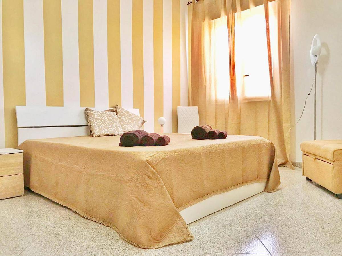 Appartamento intero, Single Room in Termini Imerese, Provincia di Palermo