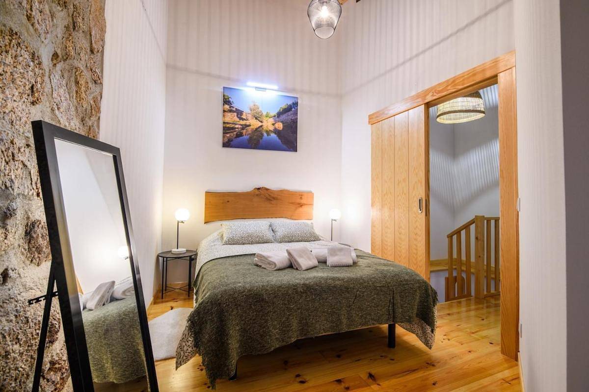 Three-Bedroom Chalet in Sabugueiro (Cidade), Serra da Estrela