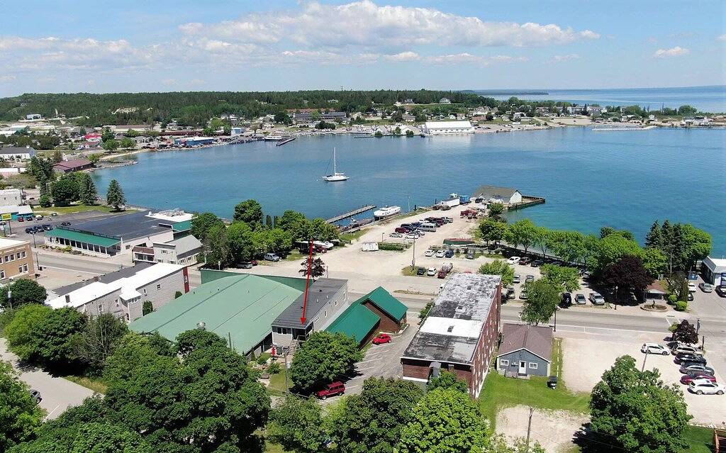 Ganze Wohnung, St. Ignace Loft - Innenstadt von St. Ignace in St. Ignace, Mackinac County