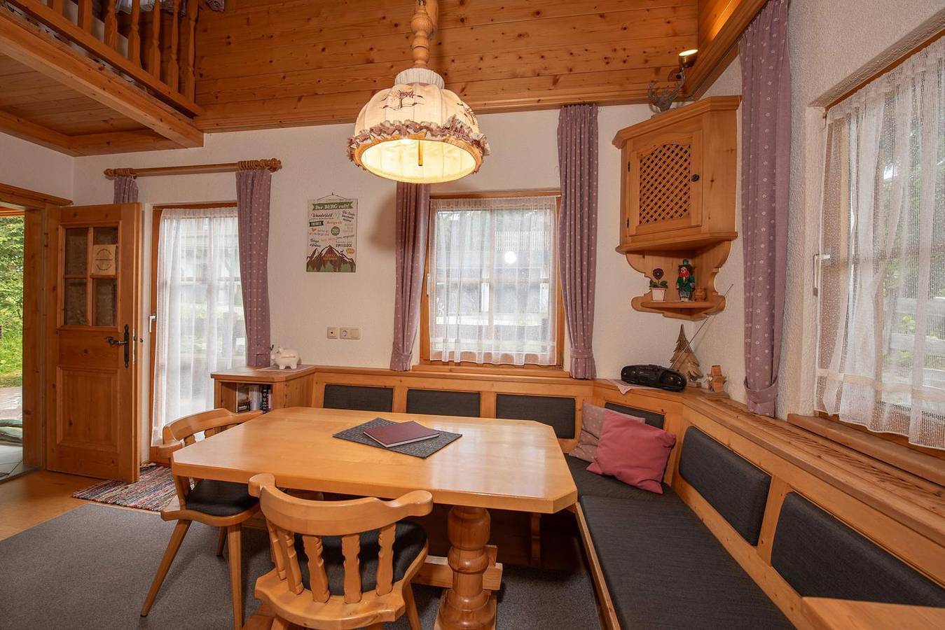 Ganze Wohnung, Apartment im Landhausstil mit Bergblick und Pistennähe in der Zillertal Arena in Hochkrimml, Krimml