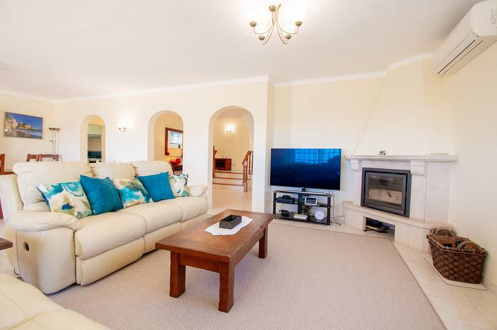 Villa für 6 Personen, mit Balkon in Carvoeiro - 2