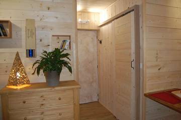 Gîte pour 4 personnes, avec jardin à Montmin