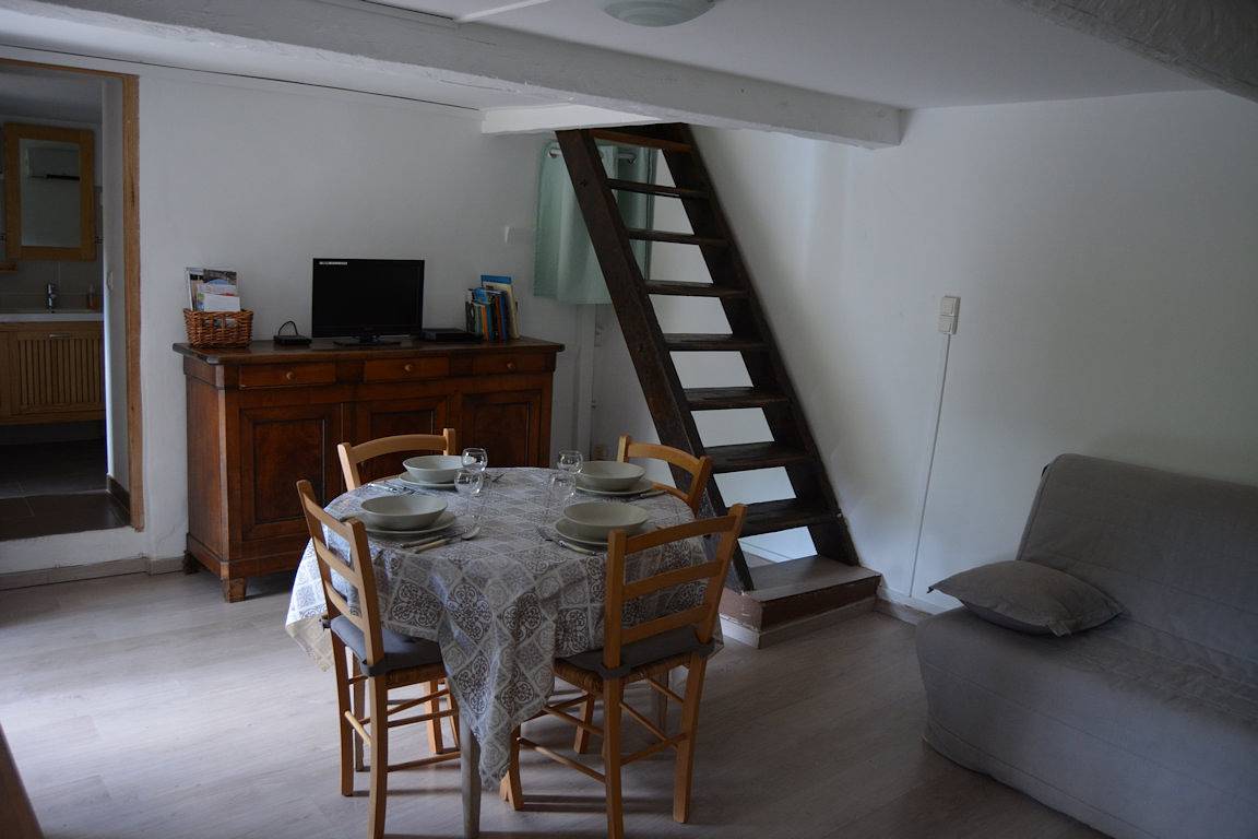 Maison "entre Chêne et Oliviers" in Rougiers, Région de Brignoles