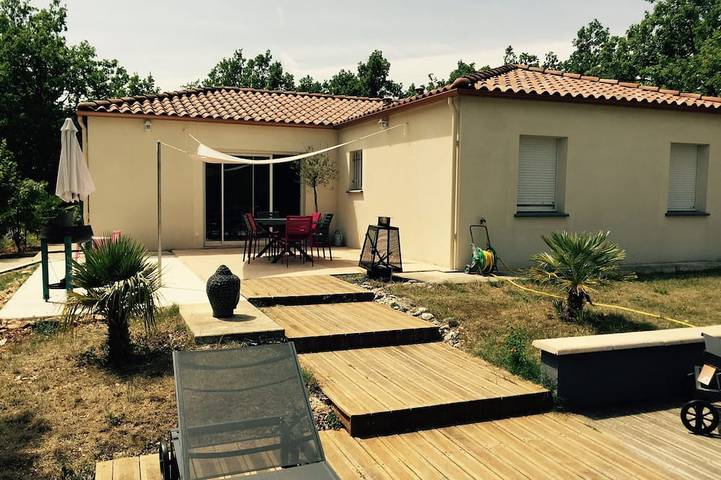 Maison de vacances pour 8 personnes, avec Terrasse et Jardin à Lalbenque