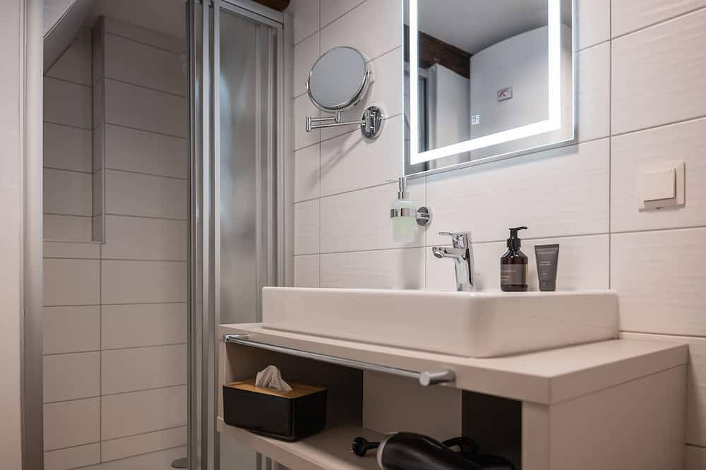 Ganze Wohnung, Almhüttenfeeling im ehemaligen Troadkasten im Blaufränkischland inkl. Terrasse in Lutzmannsburg, Mittelburgenland