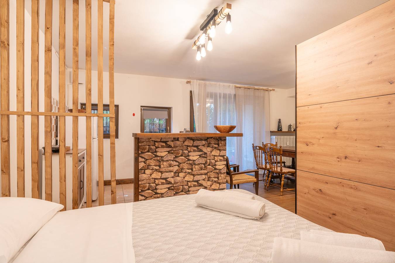 Ganze Wohnung, Ampio monolocale con bagno turco in Cremeno, Gemeinde Cremeno