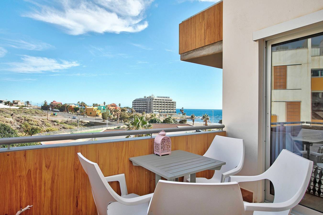 Apartamento entero, Apartamento Edificio Los Martines con vistas al mar, piscina y Wi-Fi in Los Martínez, Granadilla de Abona