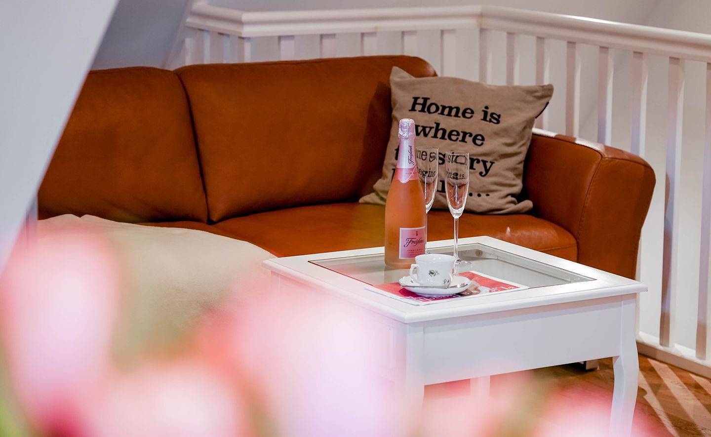 Ganze Wohnung, Moderne -helle-ruhige- in den Wiesen liegende Ferienwohnung auf Sylt in Wenningstedt, Sylt