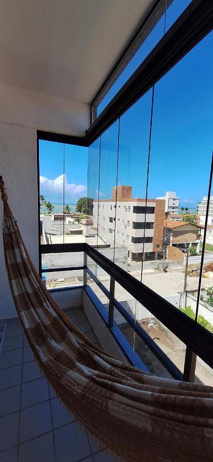 Casas e apartamentos de temporada para 7 pessoas, com vista e balcão em Camboinha