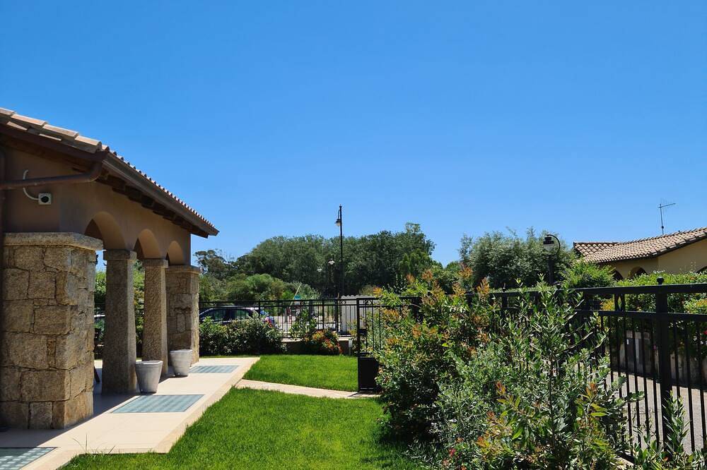 Villa Philip unifamiliare a 500 metri dalla bellissima spiaggia di Cala Sinzias in Cala Sinzias, Cagliari e Dintorni