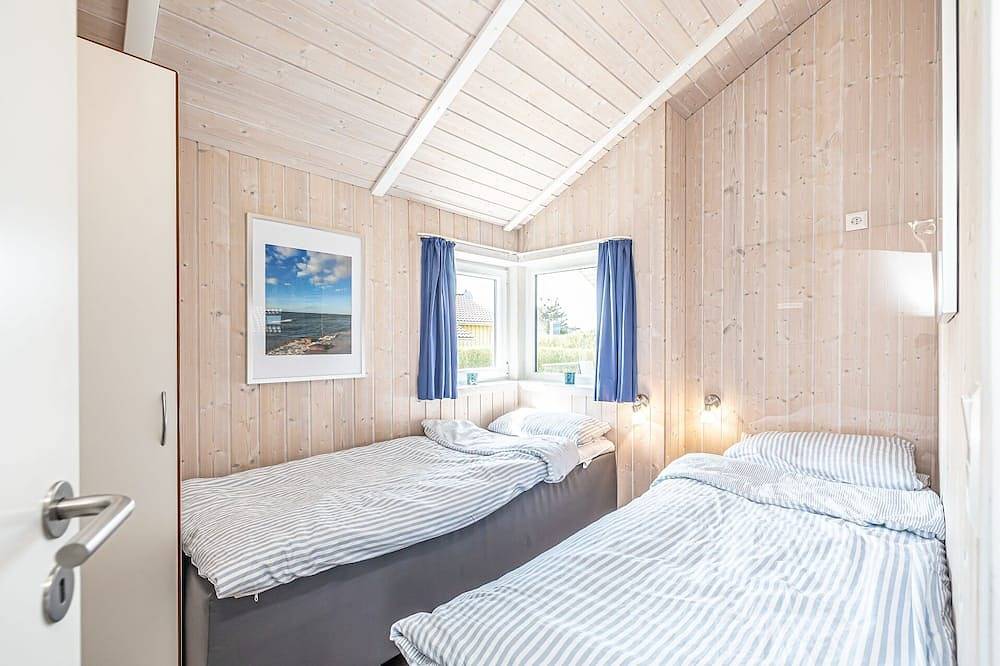 Ferienhaus Strandblick, nur 140m vom Strand entfernt mit Glasfaseranschluss in Schönhagen, Brodersby
