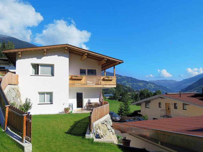 Ferienwohnung für 3 Personen, mit Garten im Zillertal