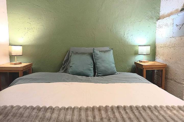 Location de vacances pour 3 personnes, avec piscine à Condat-sur-Trincou - 3