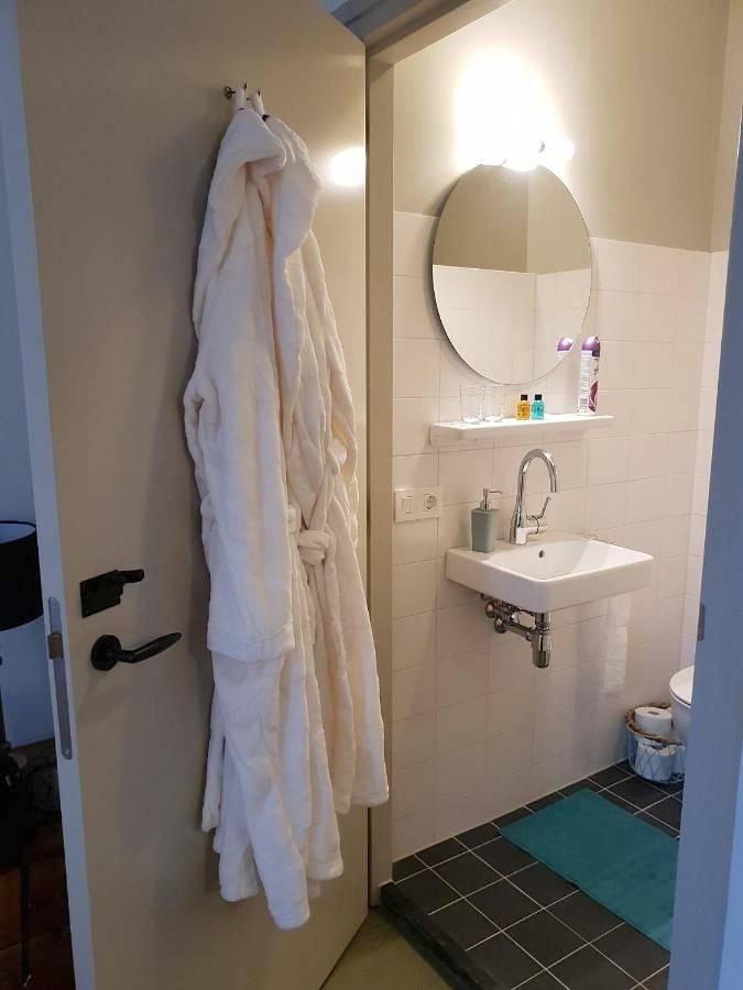 Ferienwohnung für 2 Personen, mit Terrasse und Garten sowie Ausblick in Zevenaar - 4