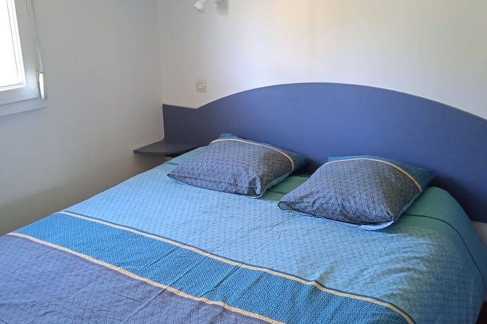 Mobilhome St Jacques Sarzeau Golfe Du Morbihan sur terrain privé de 500m2 in Sarzeau, Côte des Mégalithes