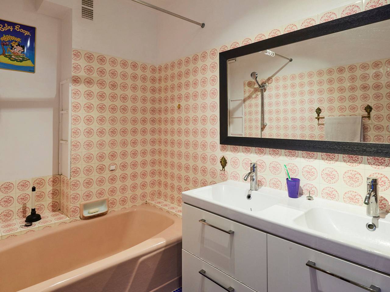 Appartement entier, Appartement spacieux, 3 chambres, wifi gratuit, parking in Saint-Jean-de-Monts, Vendée