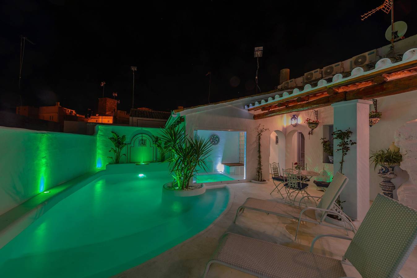 Country House 'Casa De La Tita Vitoria' with Mountain View, Wi-Fi and Air Conditioning in La Puebla de los Infantes, Sevilla Province