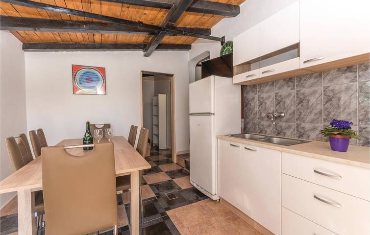 Ferienhaus für 6 Personen, mit Terrasse und Garten auf Pasman - 4