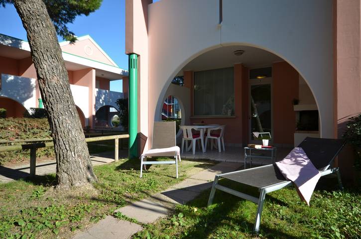 Appartement de vacances entier, Appartement de vacances avec climatisation, terrasse, balcon et piscine in Bibione, San Michele al Tagliamento