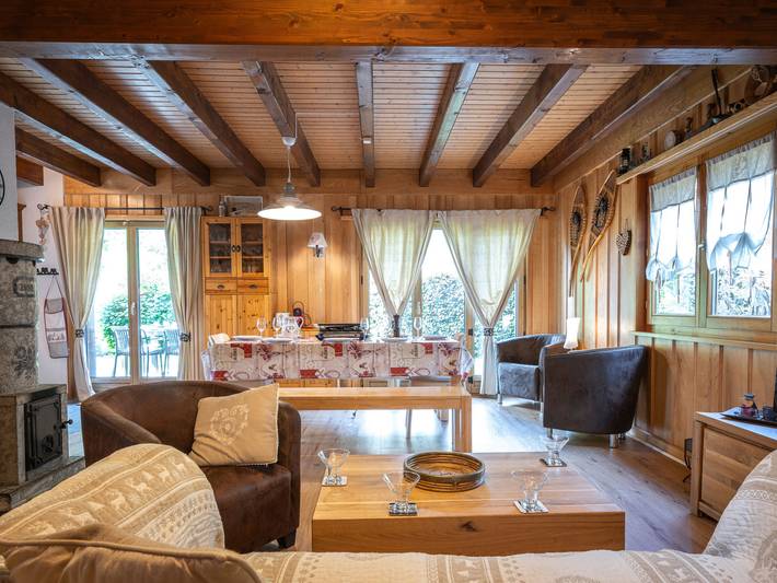 Location de vacances pour 7 personnes, avec jardin dans Ovronnaz - 2