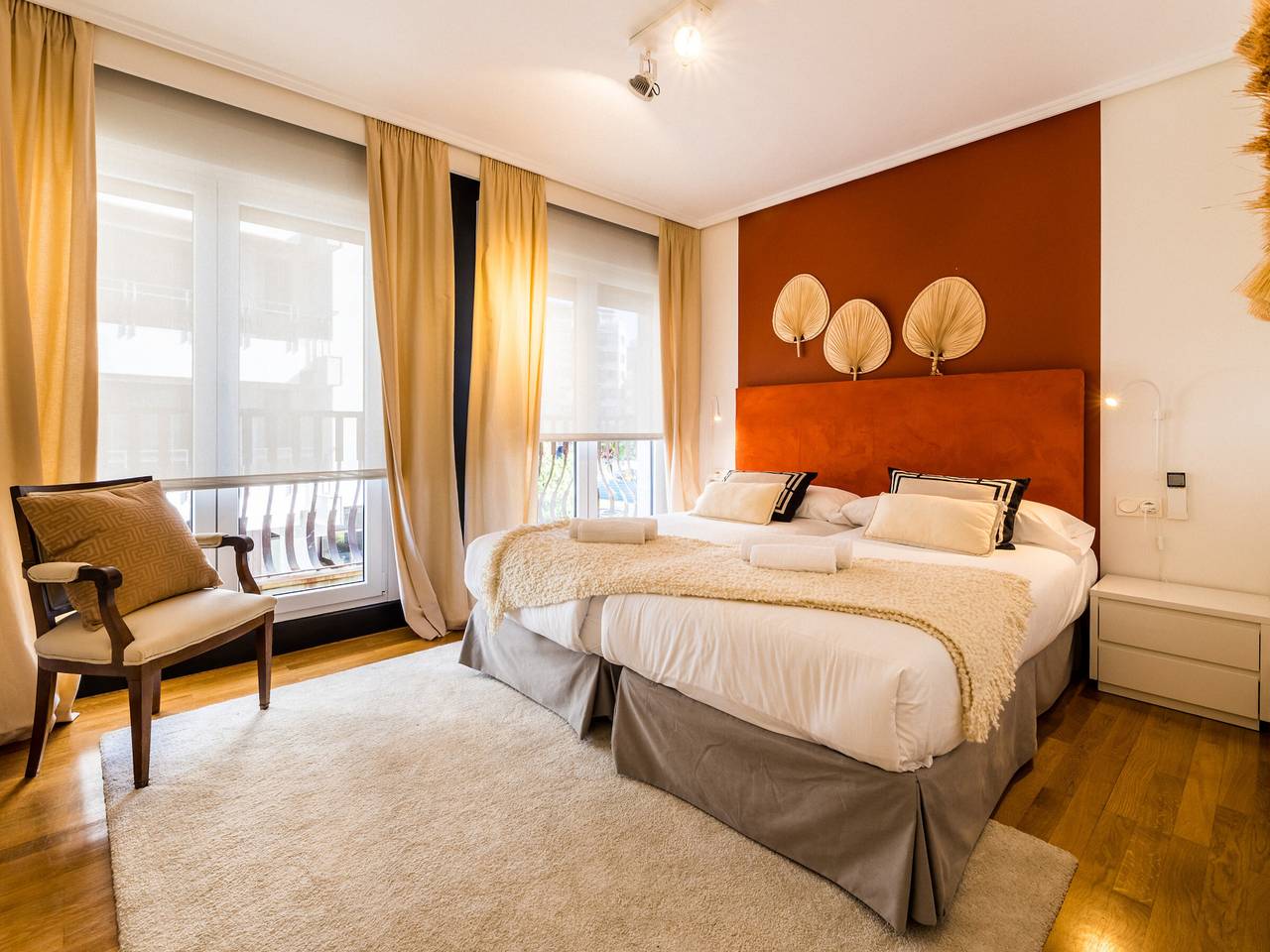 Appartamento intero, Spacious beachfront apartment for 8 people in Playa de la Concha, San Sebastian
