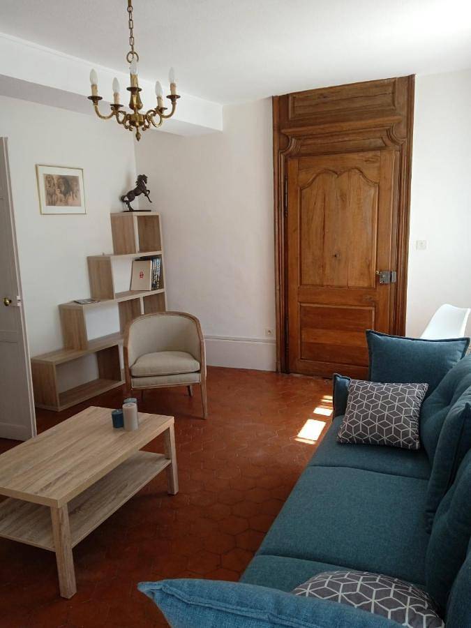 Location de vacances pour 8 personnes, avec jardin à Arnay-le-Duc - 4