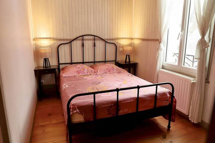 Location de vacances pour 4 personnes, avec terrasse et jardin à Murat-le-Quaire - 2