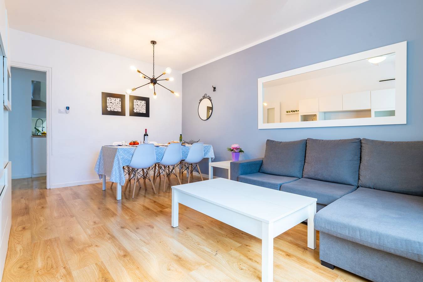 Apartamento entero, Apartamento vacacional Caracola con balcón, terraza cubierta y Wi-Fi in Vinaroz, Costa del Azahar