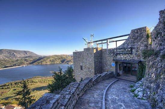 Hôtel pour 3 personnes, avec vue sur le lac et vue à Zahara de la Sierra