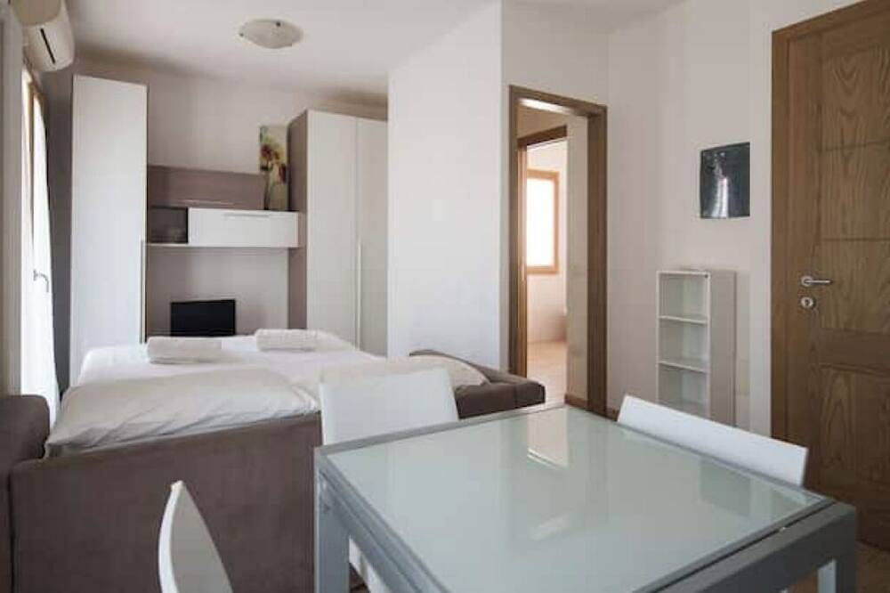 Apartamento entero, Urban Pearl 2 - Modern studio apartment in the heart of Olbia in Terranoa/Olbia, Olbia