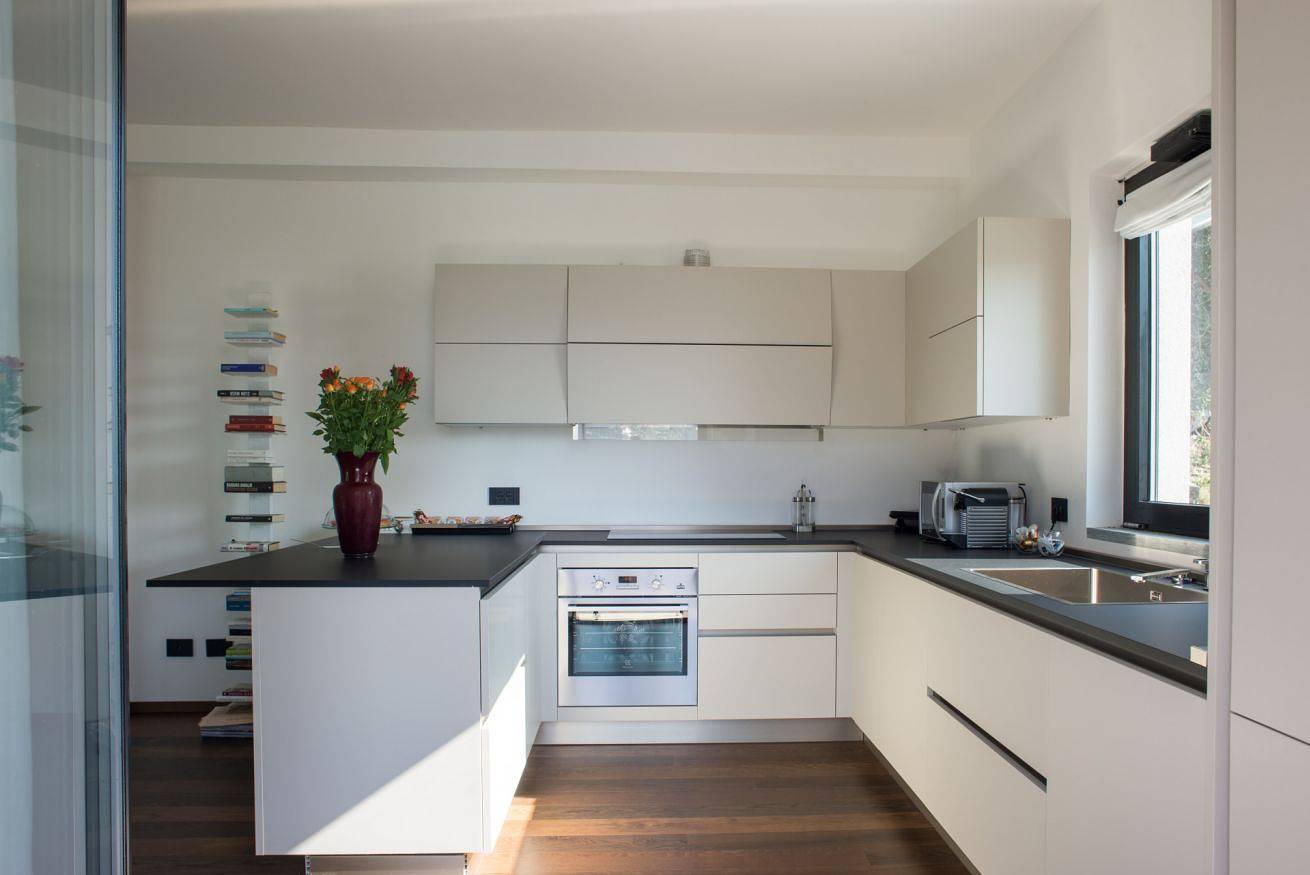 Ganze Wohnung, Ferienwohnung für 4 Personen mit Garten in Meggianico, Blevio