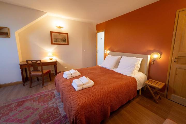 Gîte pour 8 personnes, avec piscine et terrasse ainsi que jardin et vue à Thenay - 3