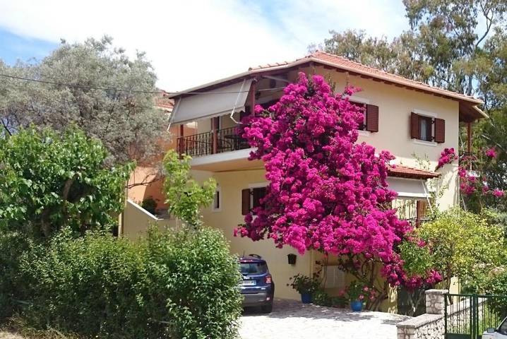 Ferienhaus für 4 Personen, mit Balkon und Terrasse sowie Ausblick