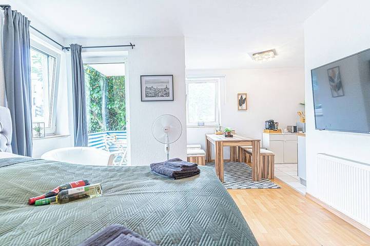 Ganze Wohnung, Zentrales & ruhiges Apartment mit Terrasse – ideal für Köln-Trip in Wesseling, Rhein-Erft-Kreis